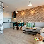 Chmielna 63 Old Town I River View Balcony I Pool - Comfy Appartement *