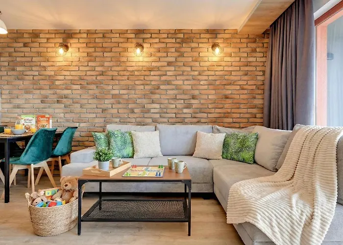 Apartment Chmielna 63 Old Town I River View Balcony I Pool - Comfy